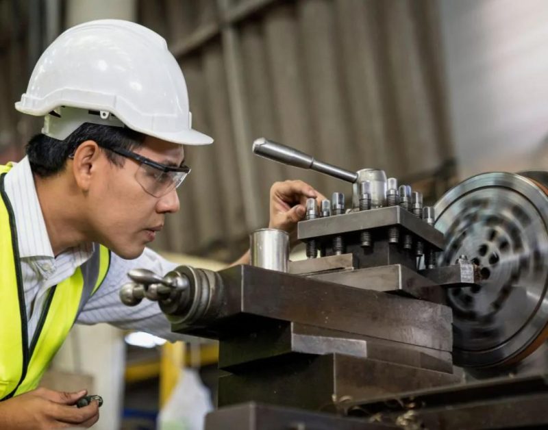 Xưởng gia công cơ khí TPHCM