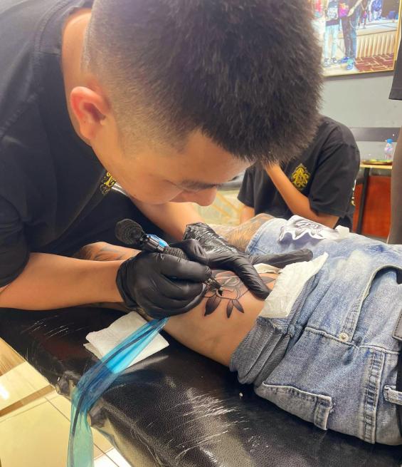 Triều Vỹ Tattoo