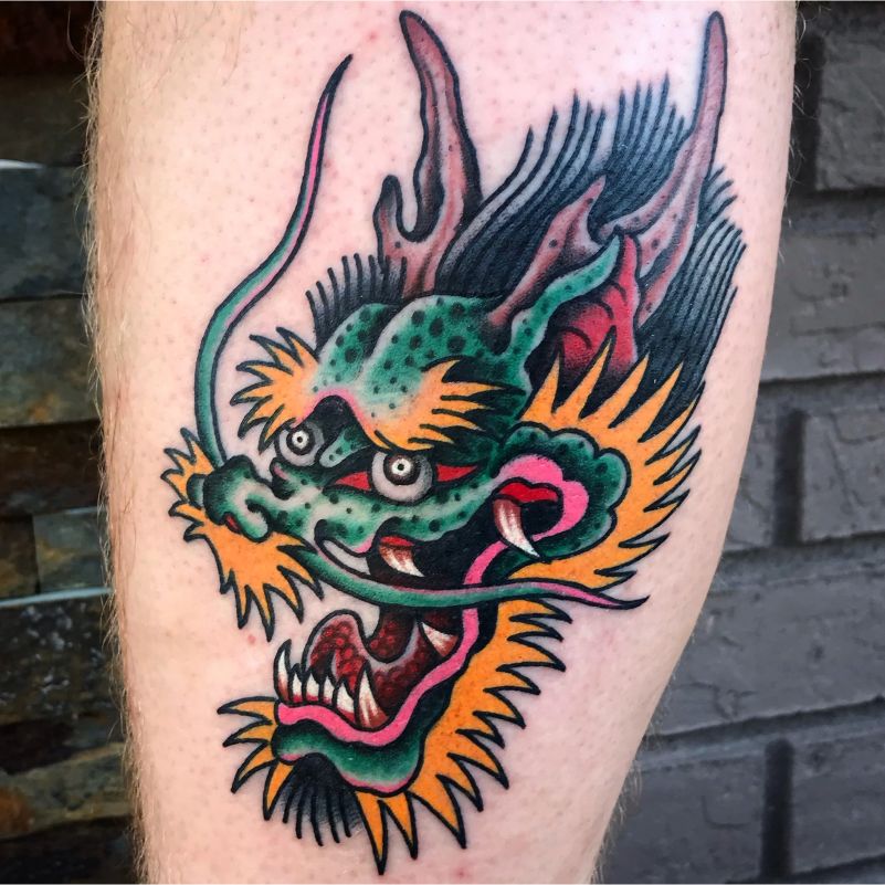 Hình xăm đầu rồng màu sắc gây ấn tượng
