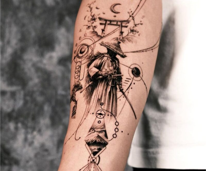 Xăm hình Samurai làm điểm nhấn với màu đơn sắc